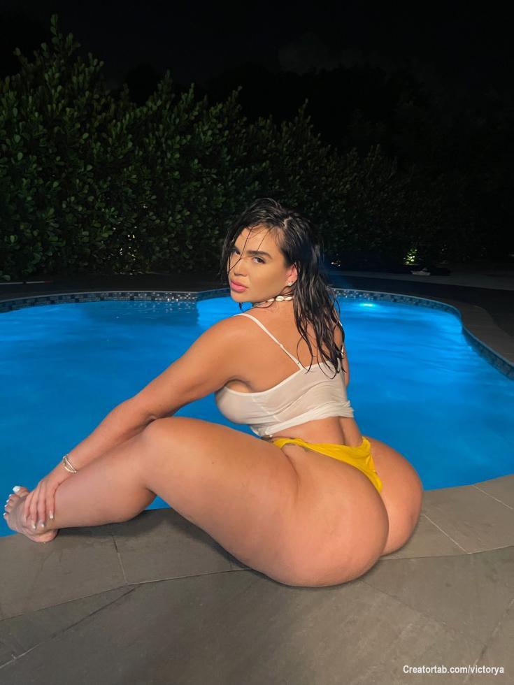 Is big enough?🥵🍑💦
